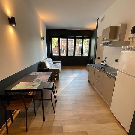 Bnb Capital Milano Central Station - Black Buitenkant foto